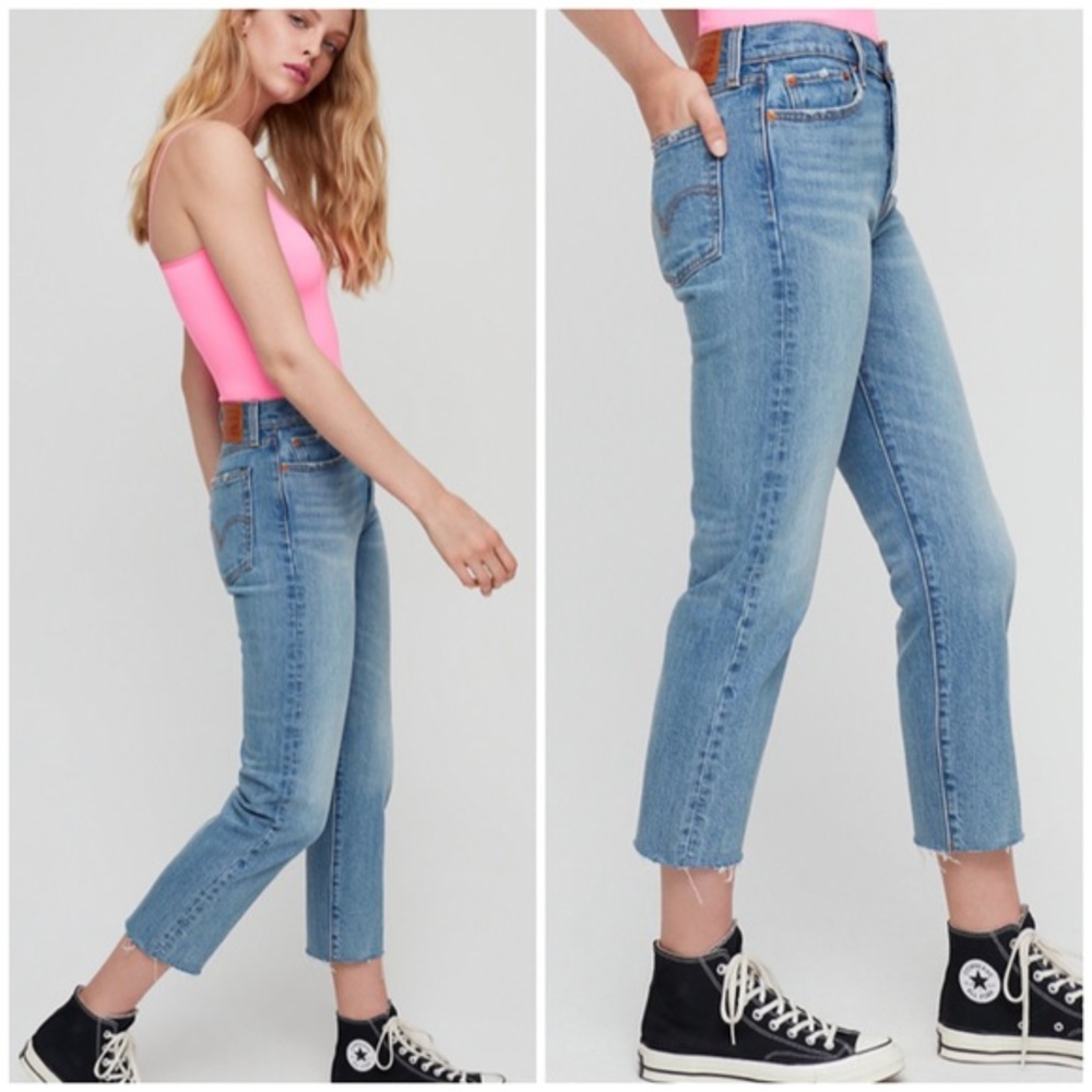 Levi’s Premium Wedgie Straight X Aritzia